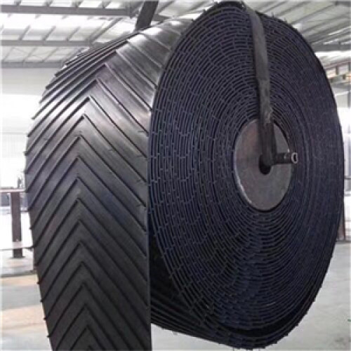Features and benefits of chevron conveyor belts