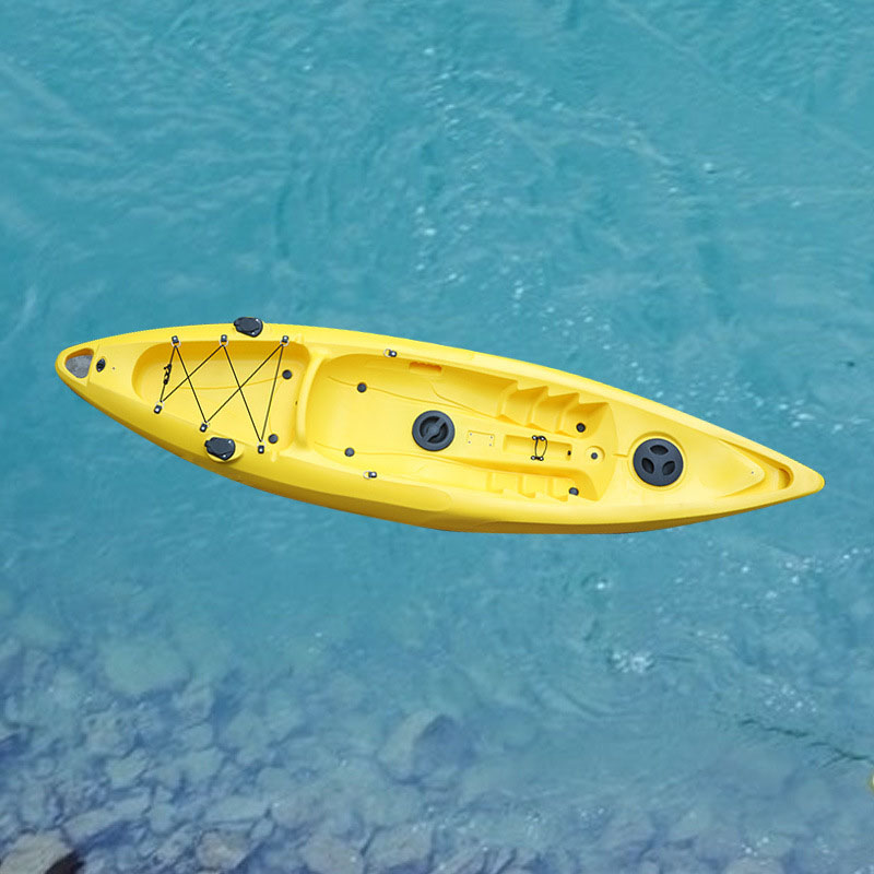 outdoor-plastic-single-fishing-canoe2_3622331.jpg