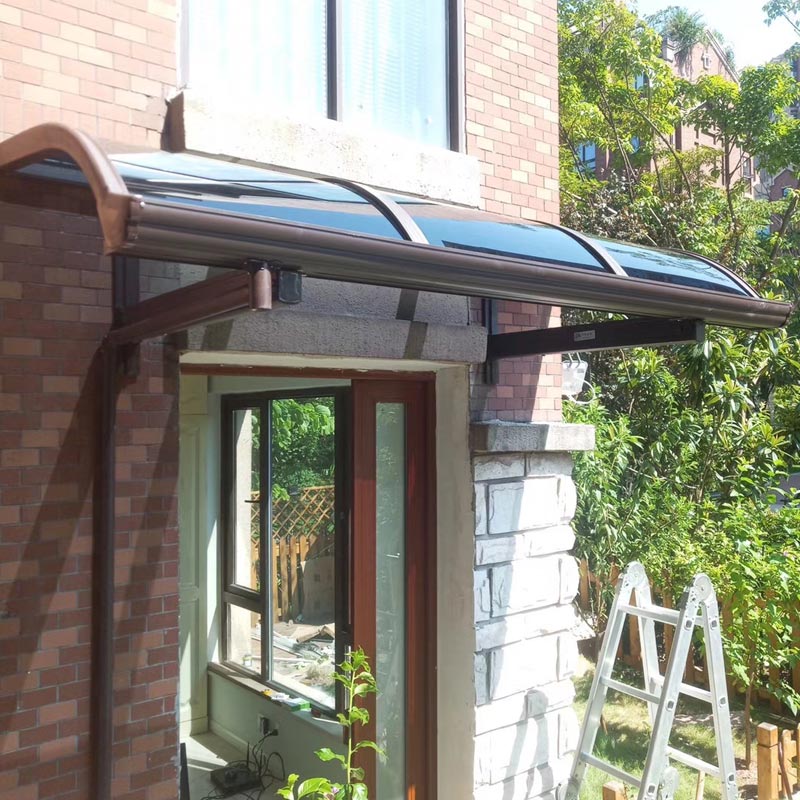 Discovering the Atrium Aluminum Waterproof Pergola: Main Features and Benefits