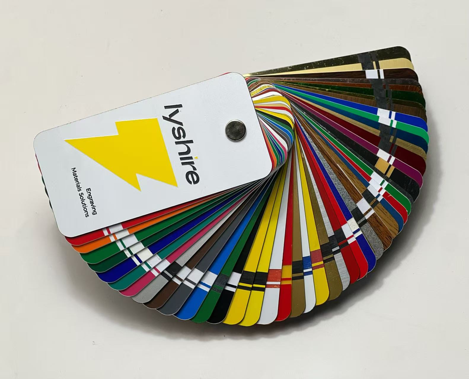 Bulk 2-Ply Engraving Plastic Solutions: Durable Stock for High-Volume Projects